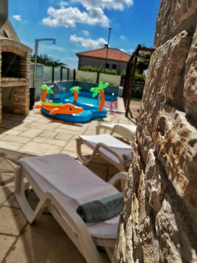Luxury Apartment Alba With Pool Kanfanar Exteriér fotografie